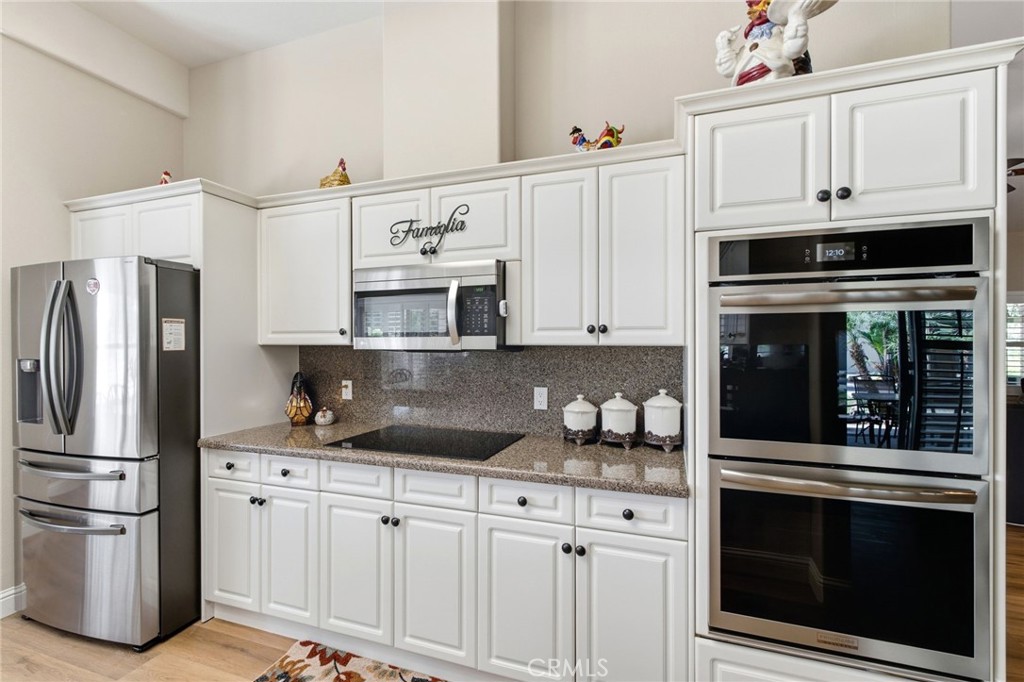 2843 Carolina Ave, Clovis, CA 93611