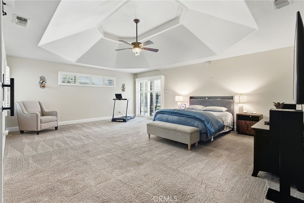 2843 Carolina Ave, Clovis, CA 93611