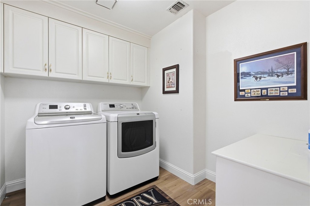 2843 Carolina Ave, Clovis, CA 93611