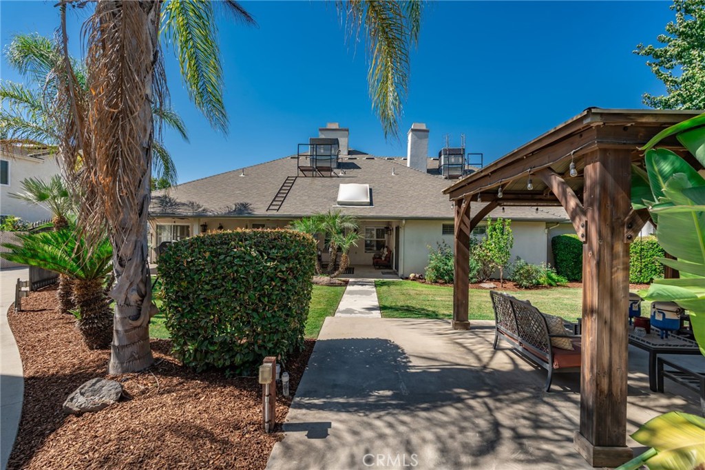 2843 Carolina Ave, Clovis, CA 93611
