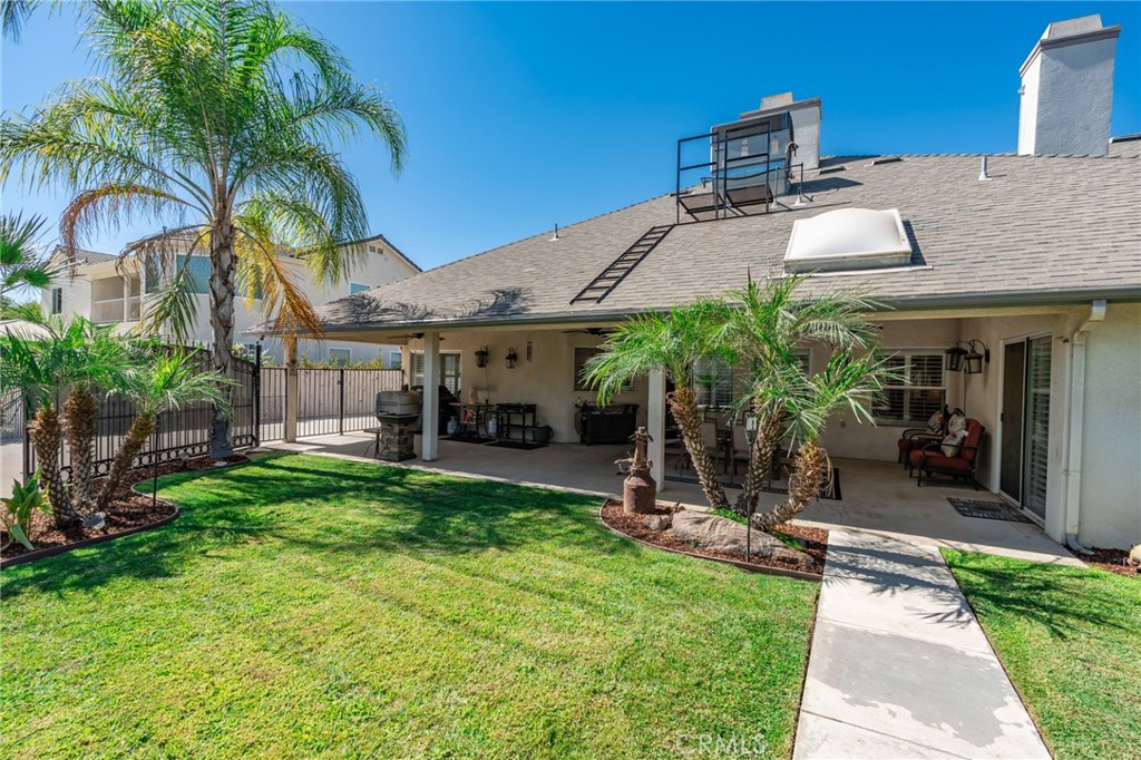 2843 Carolina Ave, Clovis, CA 93611