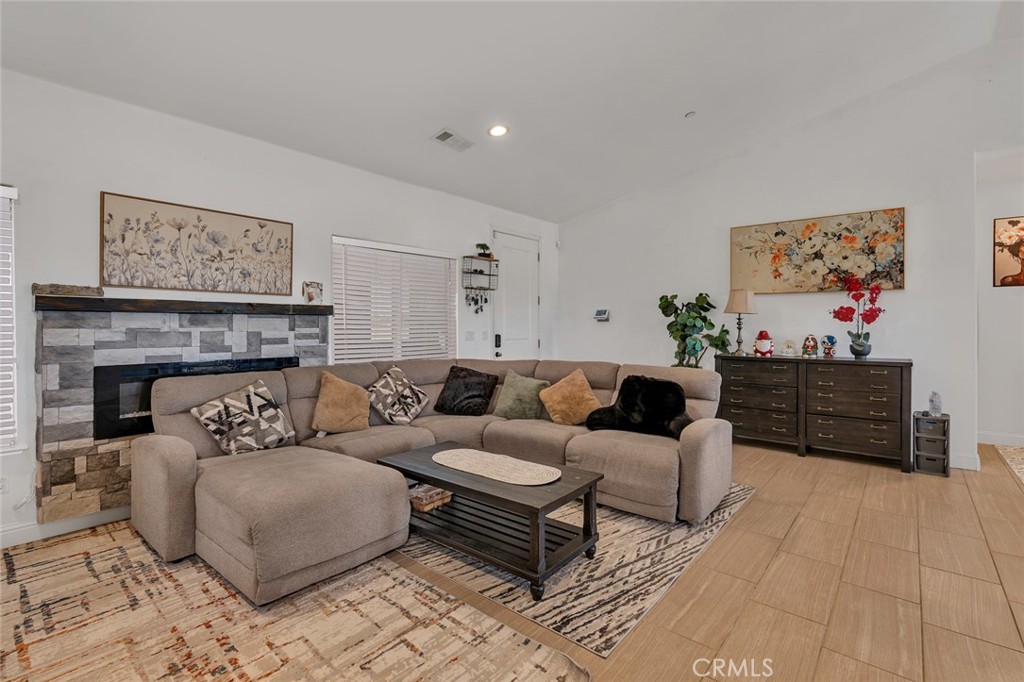28788 Avenue 16, Madera, CA 93636