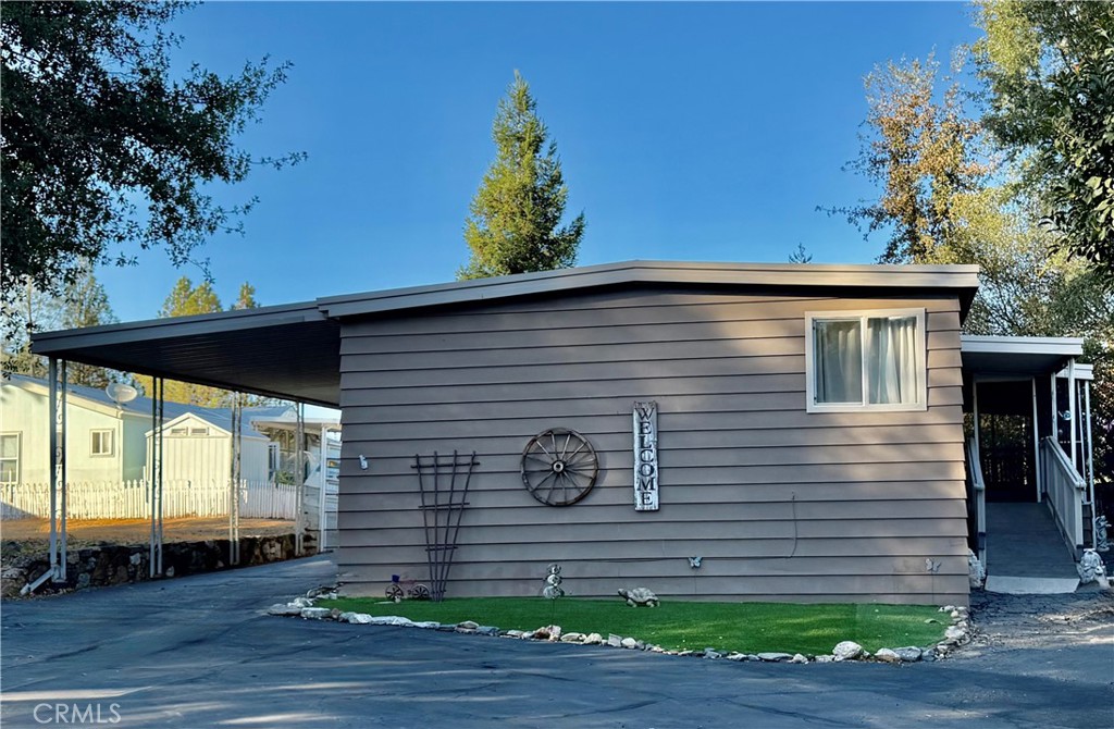 39678 Road 425B #69, Oakhurst, CA 93644