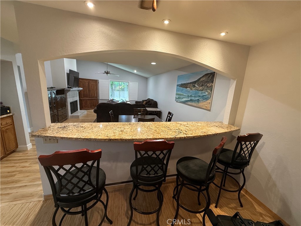 1854 Cougar Ln, Clovis, CA 93611