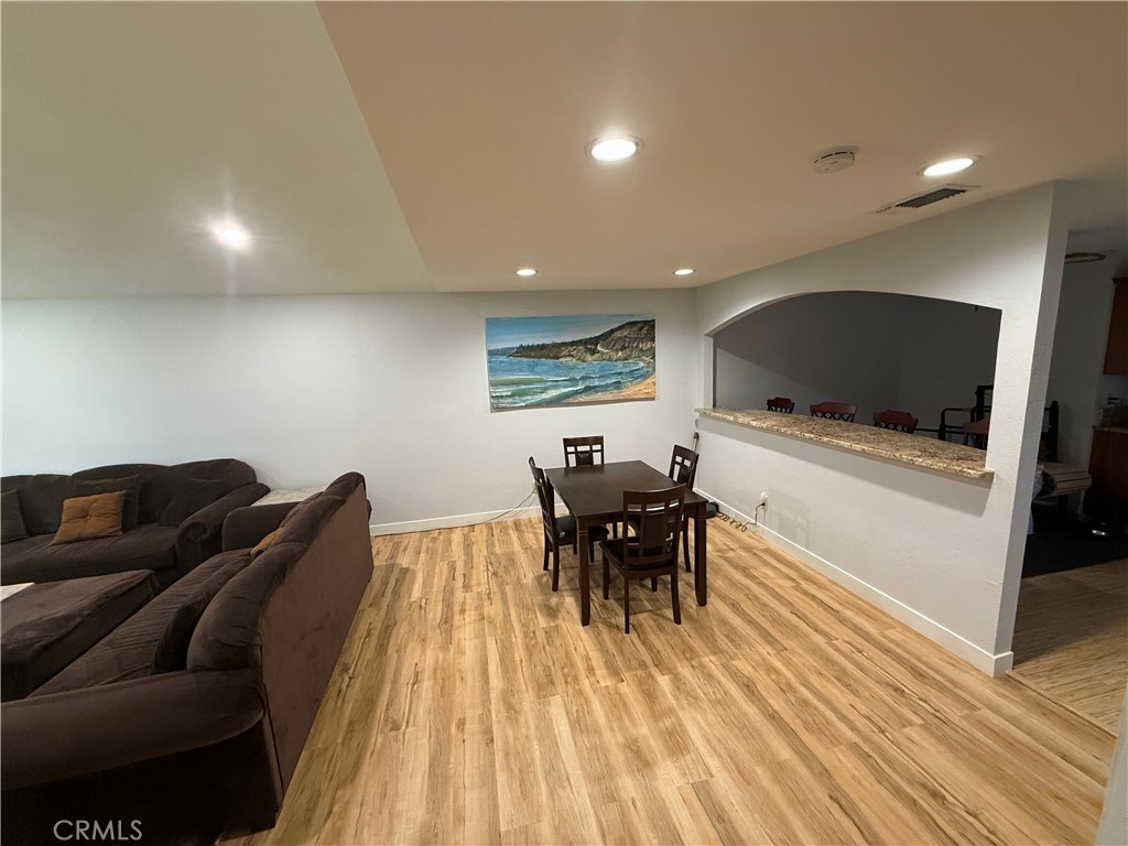 1854 Cougar Ln, Clovis, CA 93611