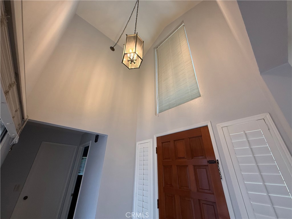 1854 Cougar Ln, Clovis, CA 93611