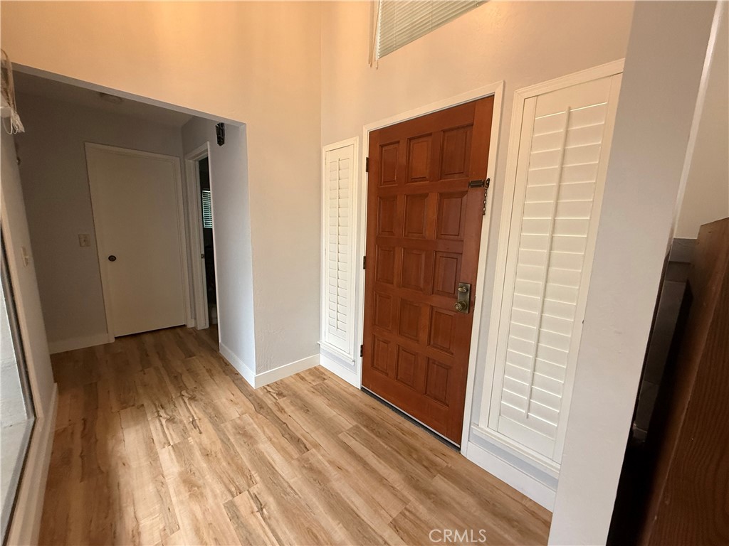 1854 Cougar Ln, Clovis, CA 93611