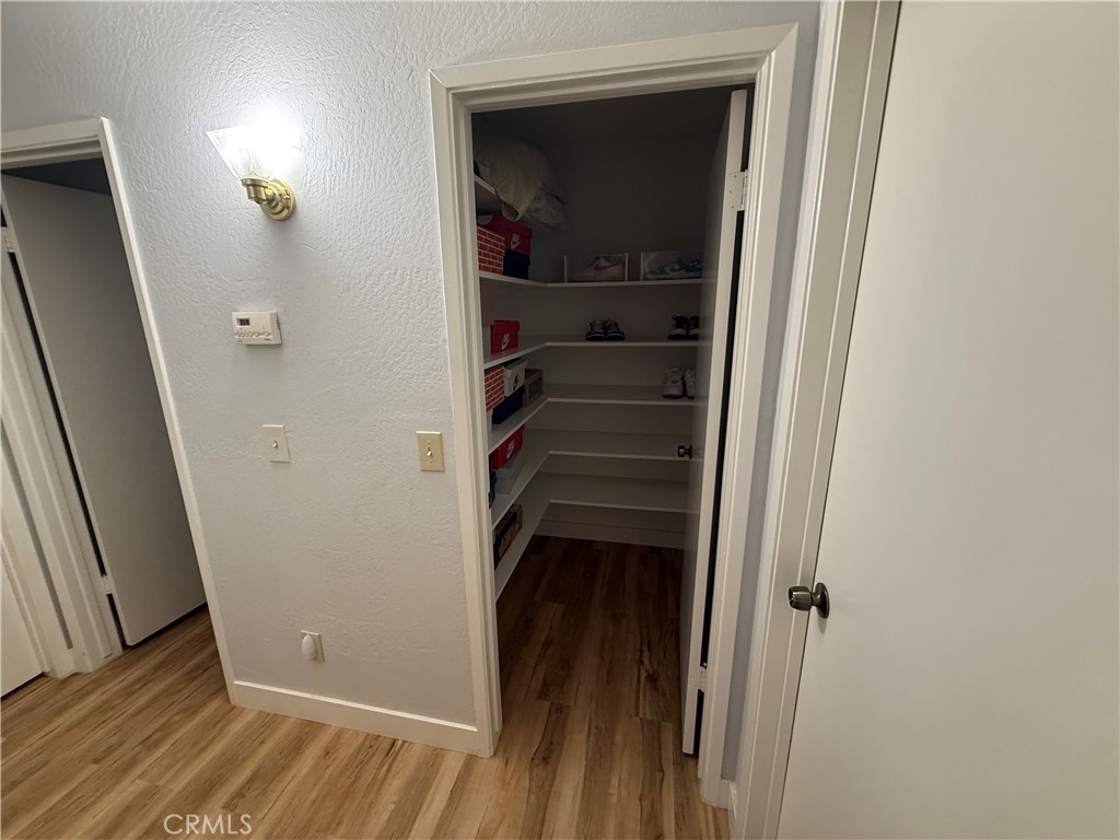 1854 Cougar Ln, Clovis, CA 93611