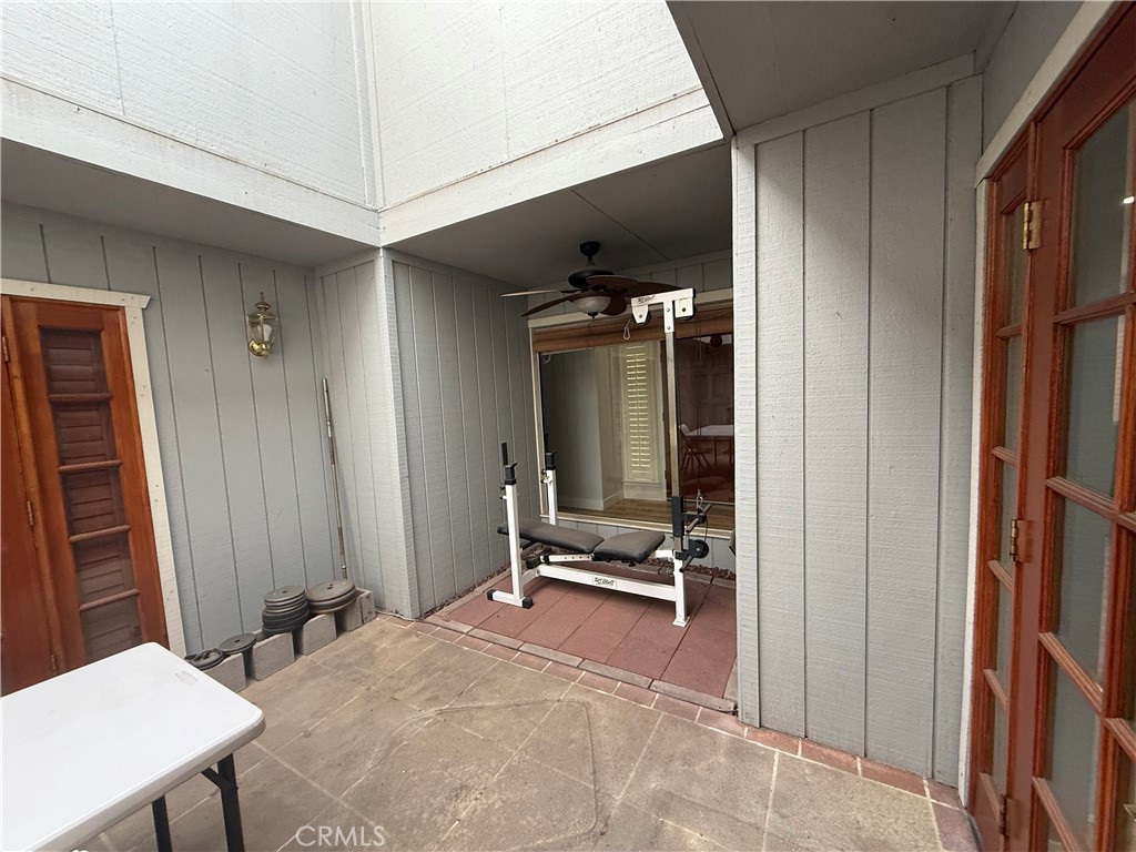 1854 Cougar Ln, Clovis, CA 93611