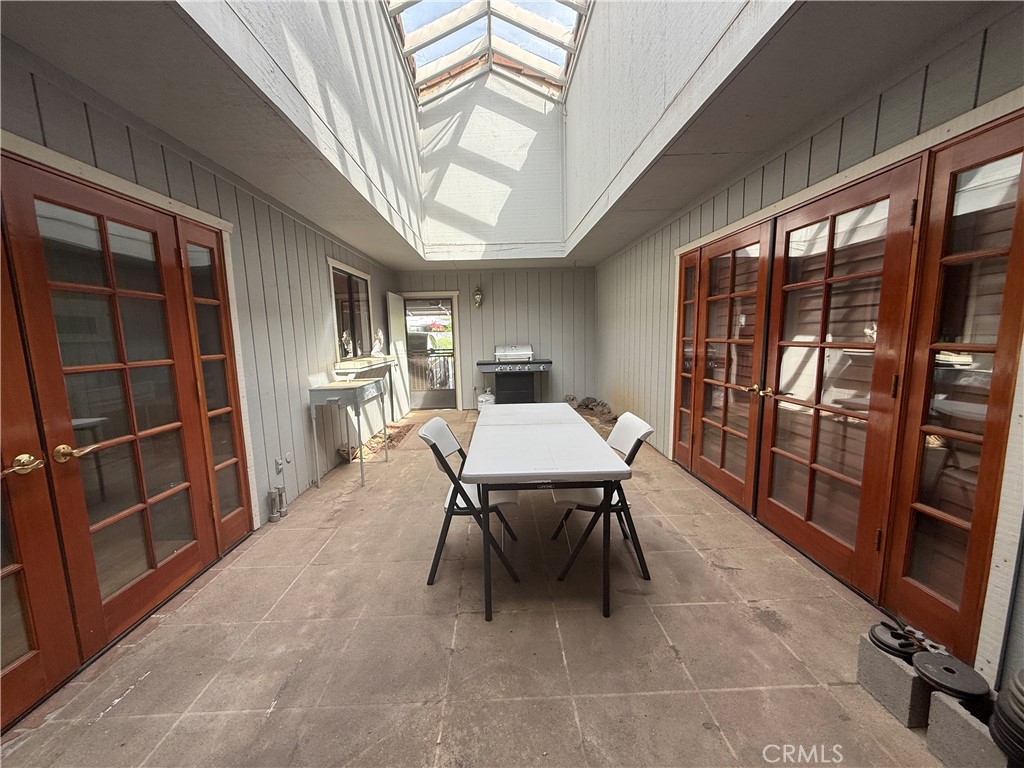 1854 Cougar Ln, Clovis, CA 93611