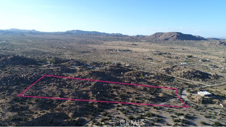 7 AC Oak Dr, Pioneertown, CA 92268