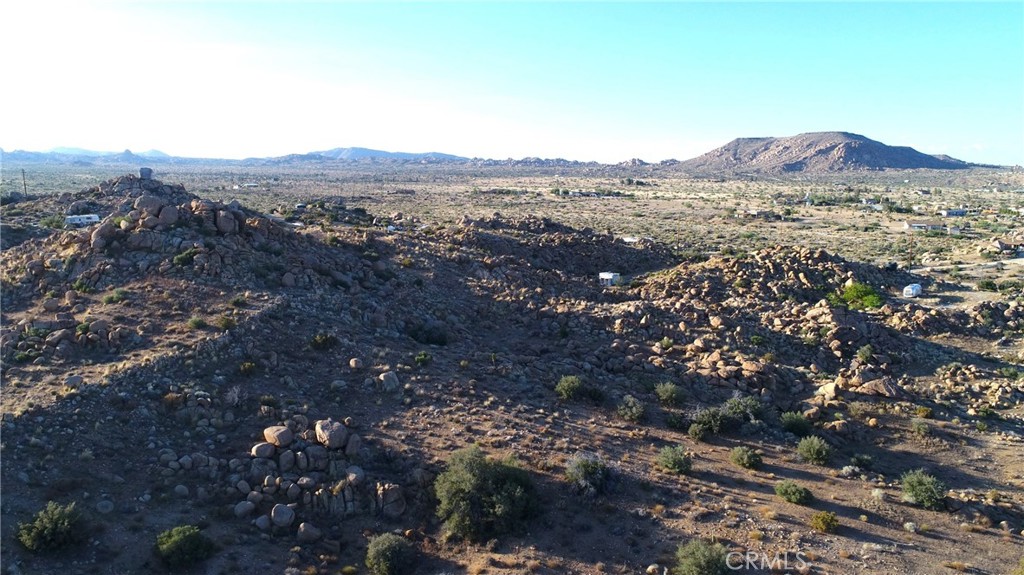 7 AC Oak Dr, Pioneertown, CA 92268
