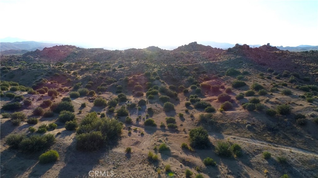7 AC Oak Dr, Pioneertown, CA 92268