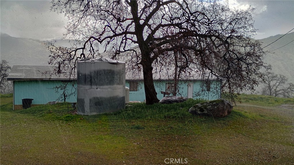 35616 Arrowhead Ln, Squaw Valley, CA 93675