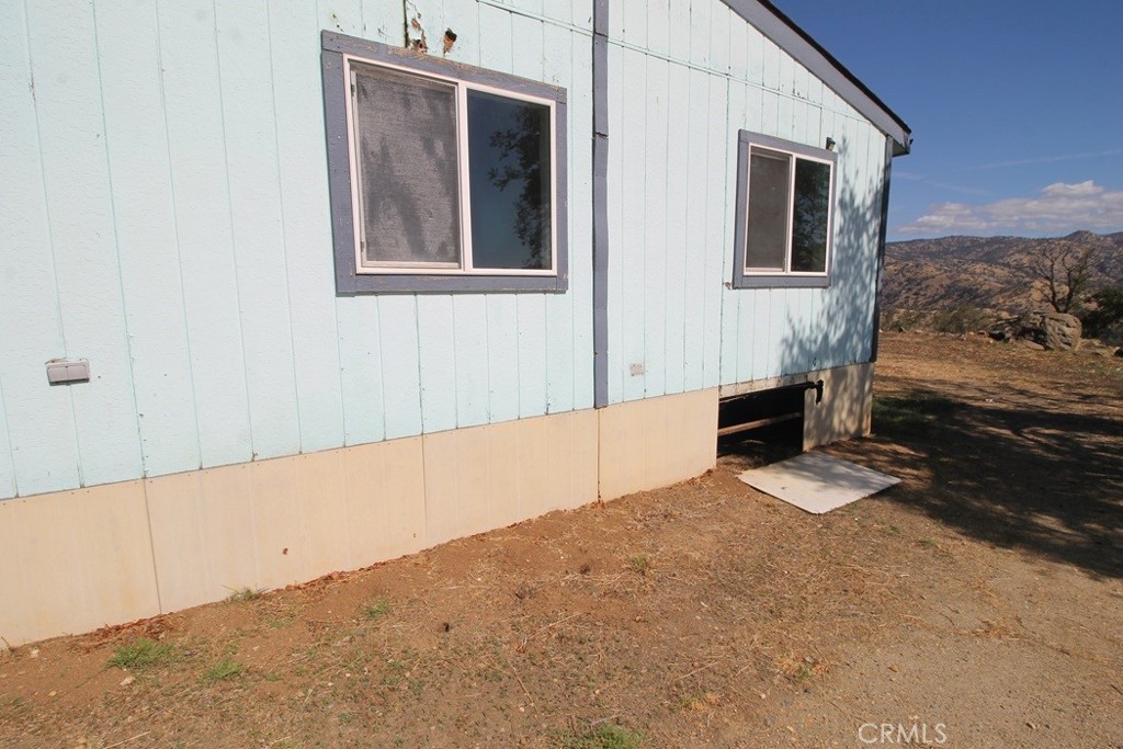 35616 Arrowhead Ln, Squaw Valley, CA 93675