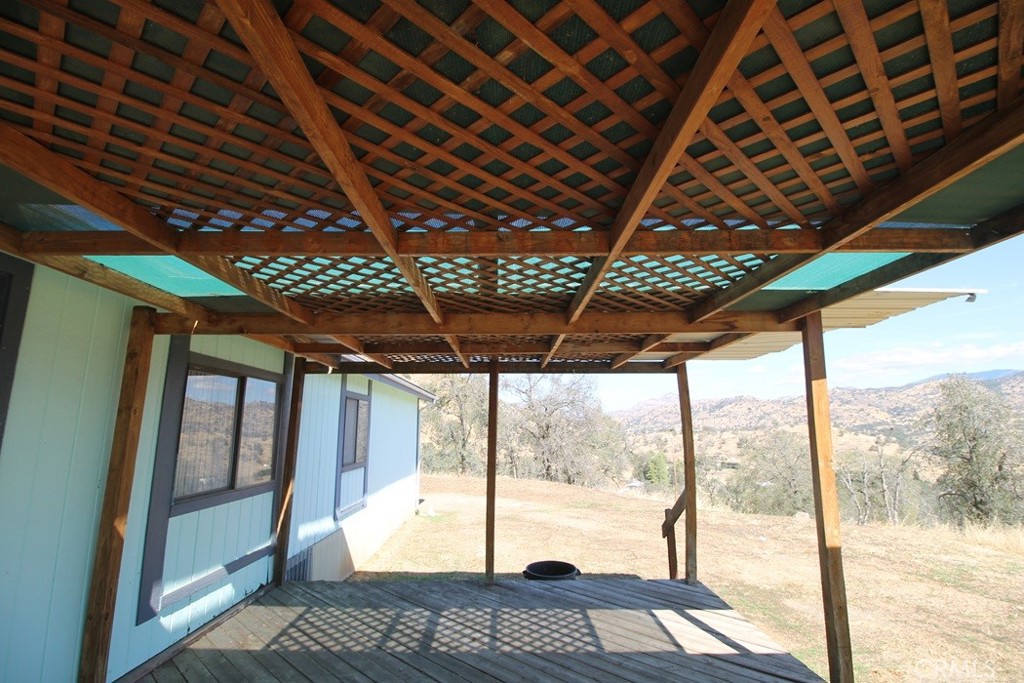 35616 Arrowhead Ln, Squaw Valley, CA 93675