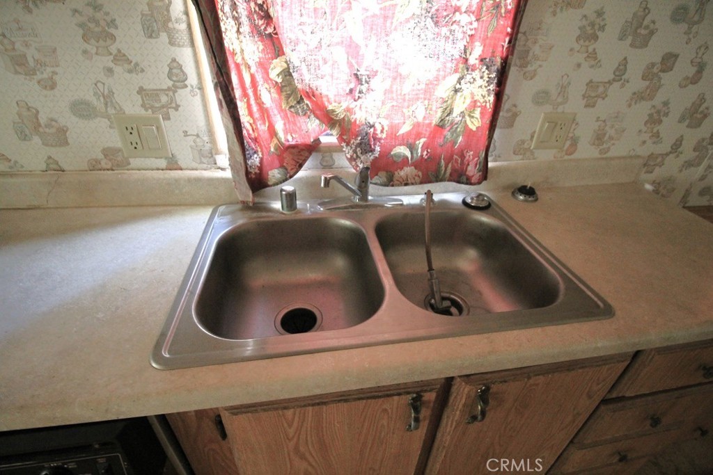 35616 Arrowhead Ln, Squaw Valley, CA 93675