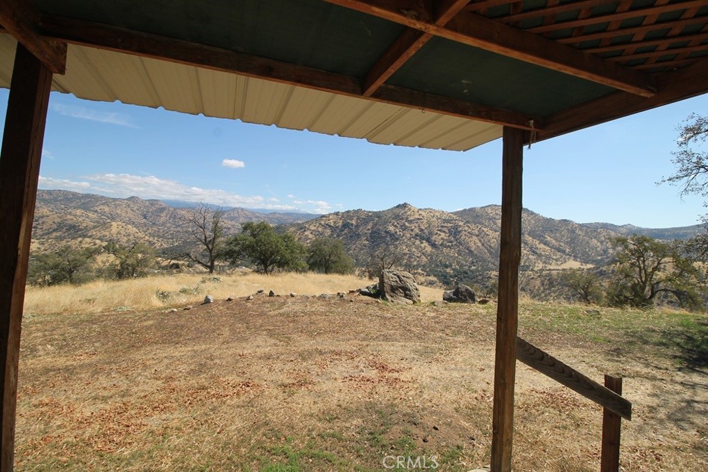 35616 Arrowhead Ln, Squaw Valley, CA 93675