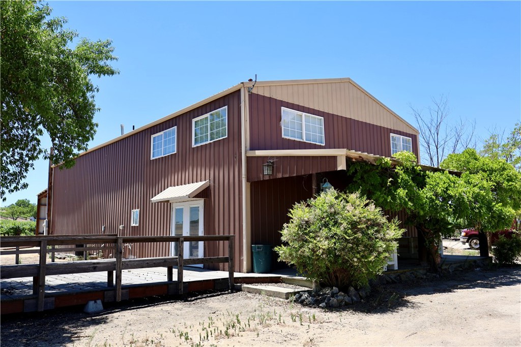 5575 El Pomar Dr, Templeton, CA 93465