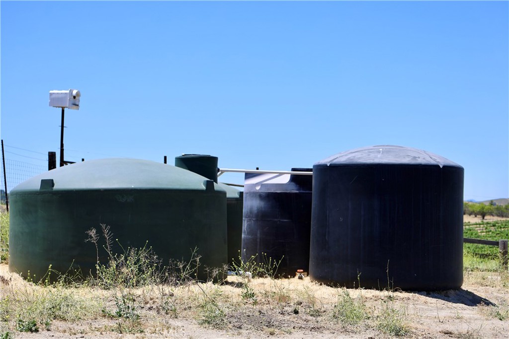 5575 El Pomar Dr, Templeton, CA 93465