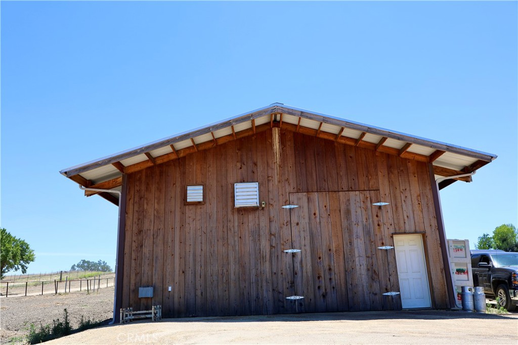 5575 El Pomar Dr, Templeton, CA 93465