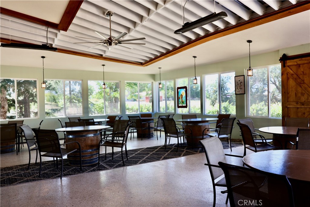 5575 El Pomar Dr, Templeton, CA 93465