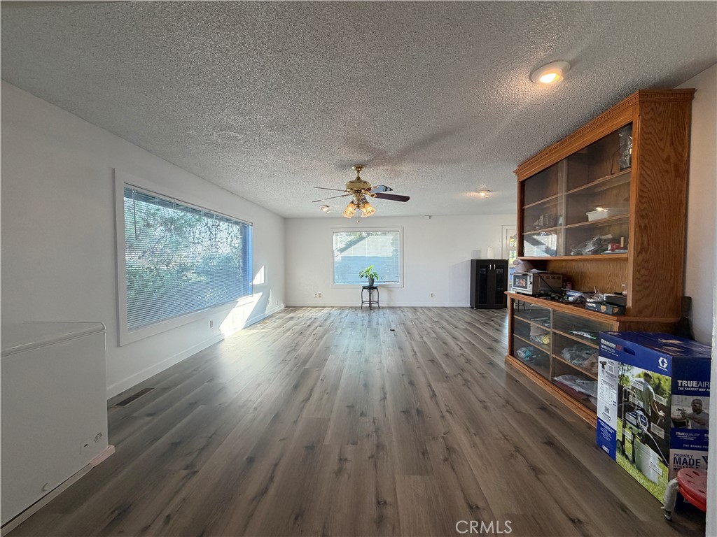 1072 E Worth, Porterville, CA 93257