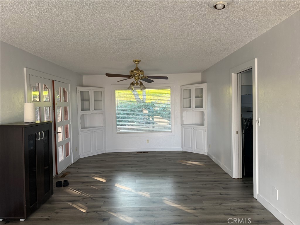 1072 E Worth, Porterville, CA 93257