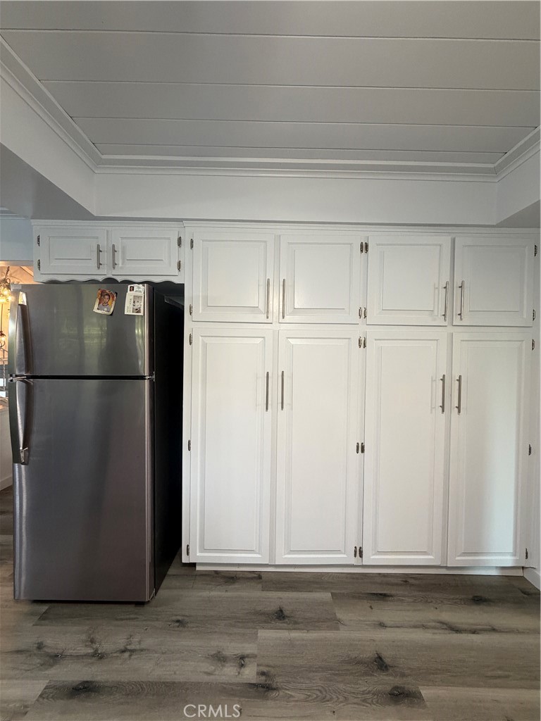 1072 E Worth, Porterville, CA 93257