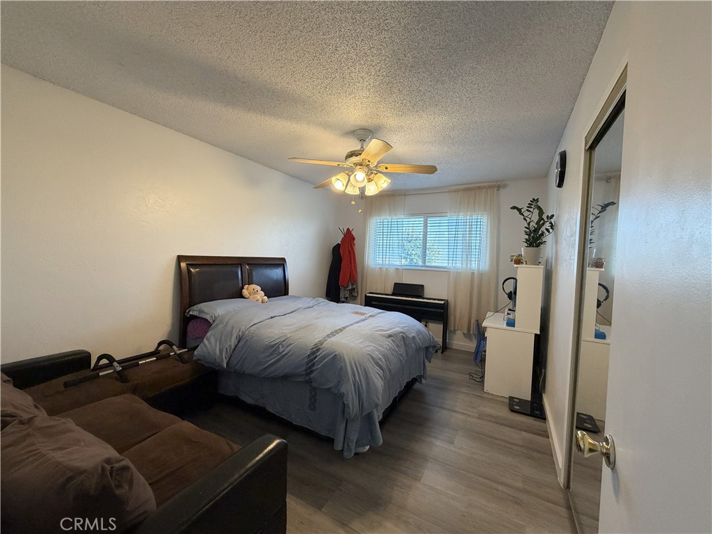 1072 E Worth, Porterville, CA 93257