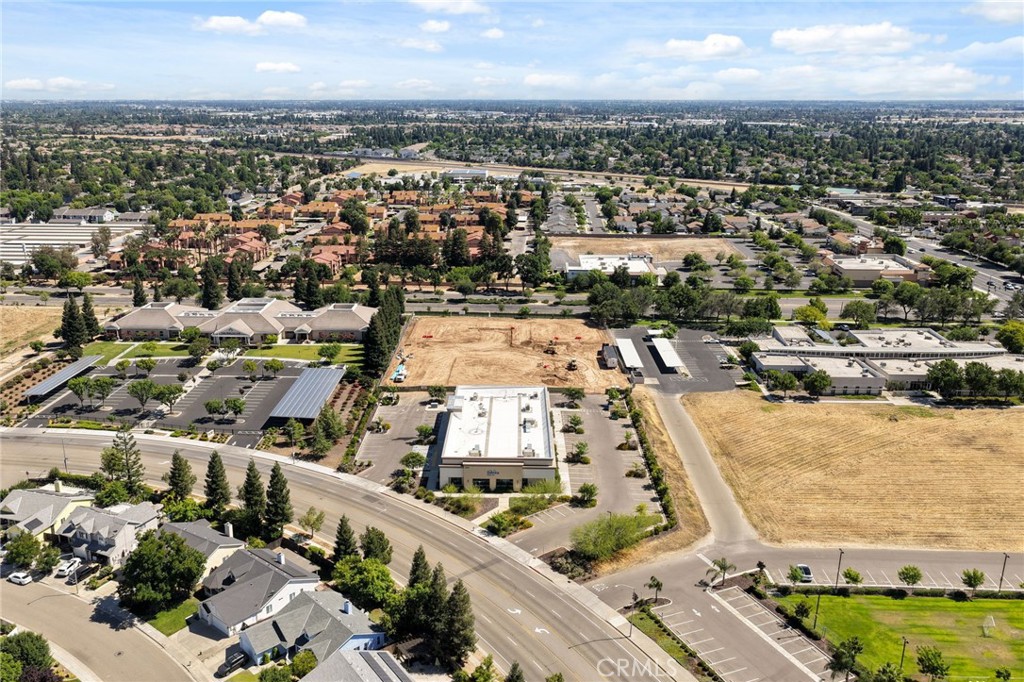 4679 W Spruce, Fresno, CA 93722