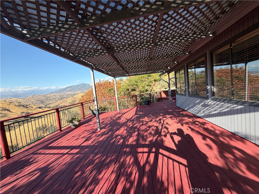 31669 Indian Reservation Rd, Porterville, CA 93257