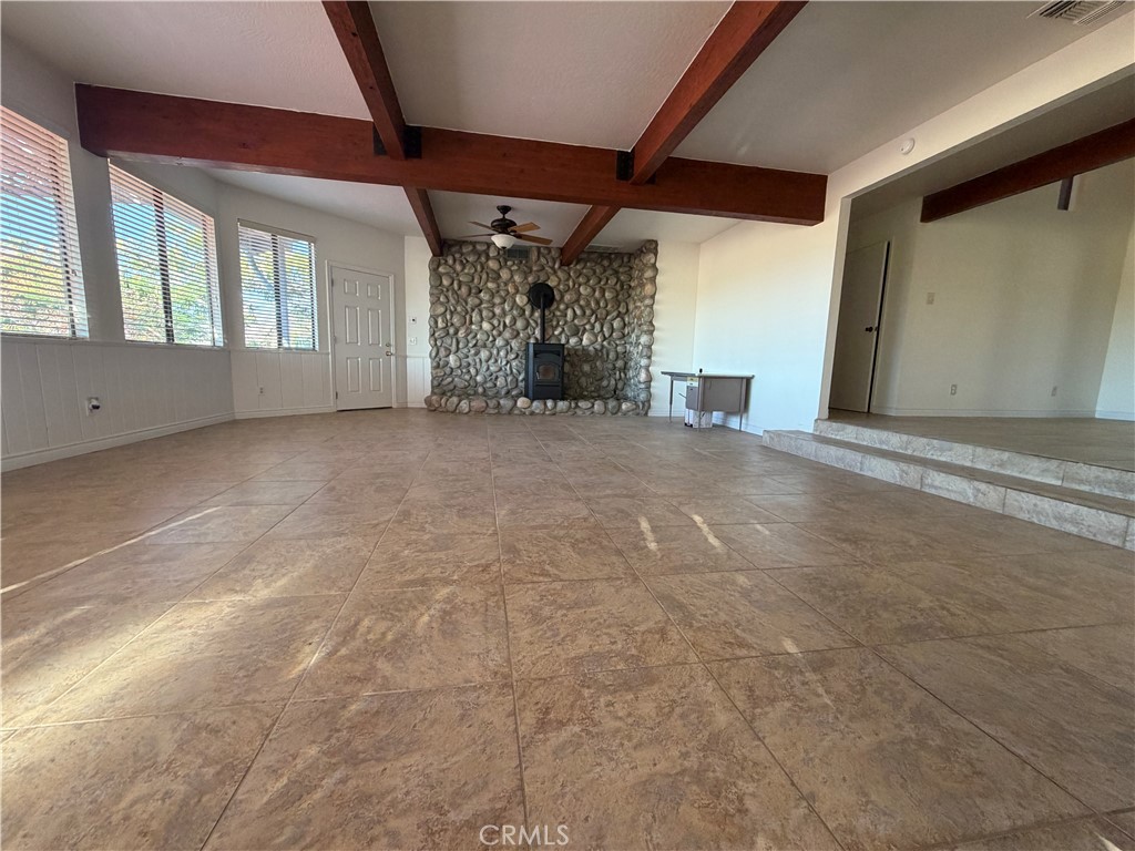 31669 Indian Reservation Rd, Porterville, CA 93257