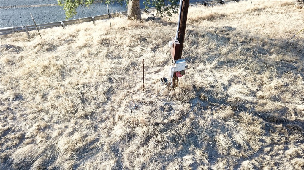 31669 Indian Reservation Rd, Porterville, CA 93257