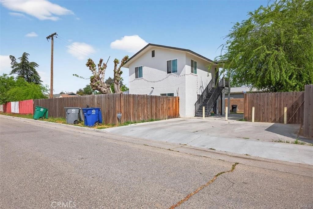 2546 Evergreen, Selma, CA 93662