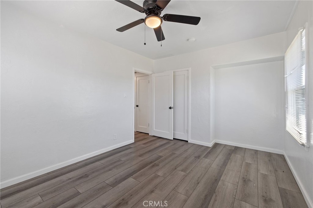 1483 E Bardsley Ave, Tulare, CA 93274