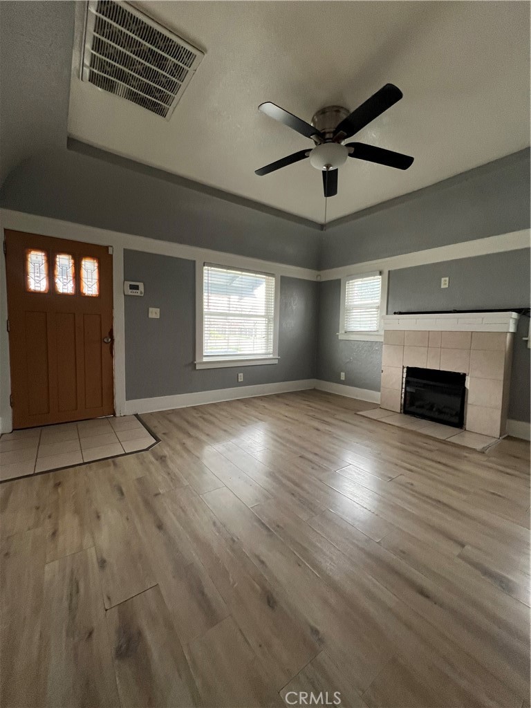 1141 W San Joaquin Ave, Tulare, CA 93274