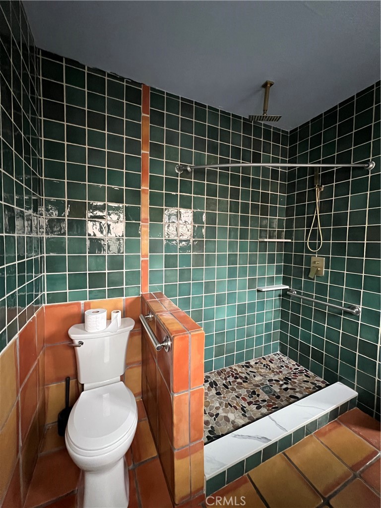 1141 W San Joaquin Ave, Tulare, CA 93274