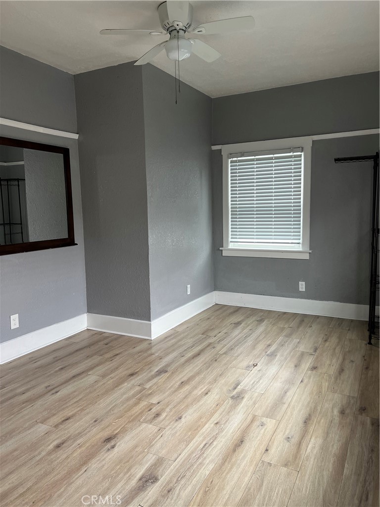 1141 W San Joaquin Ave, Tulare, CA 93274