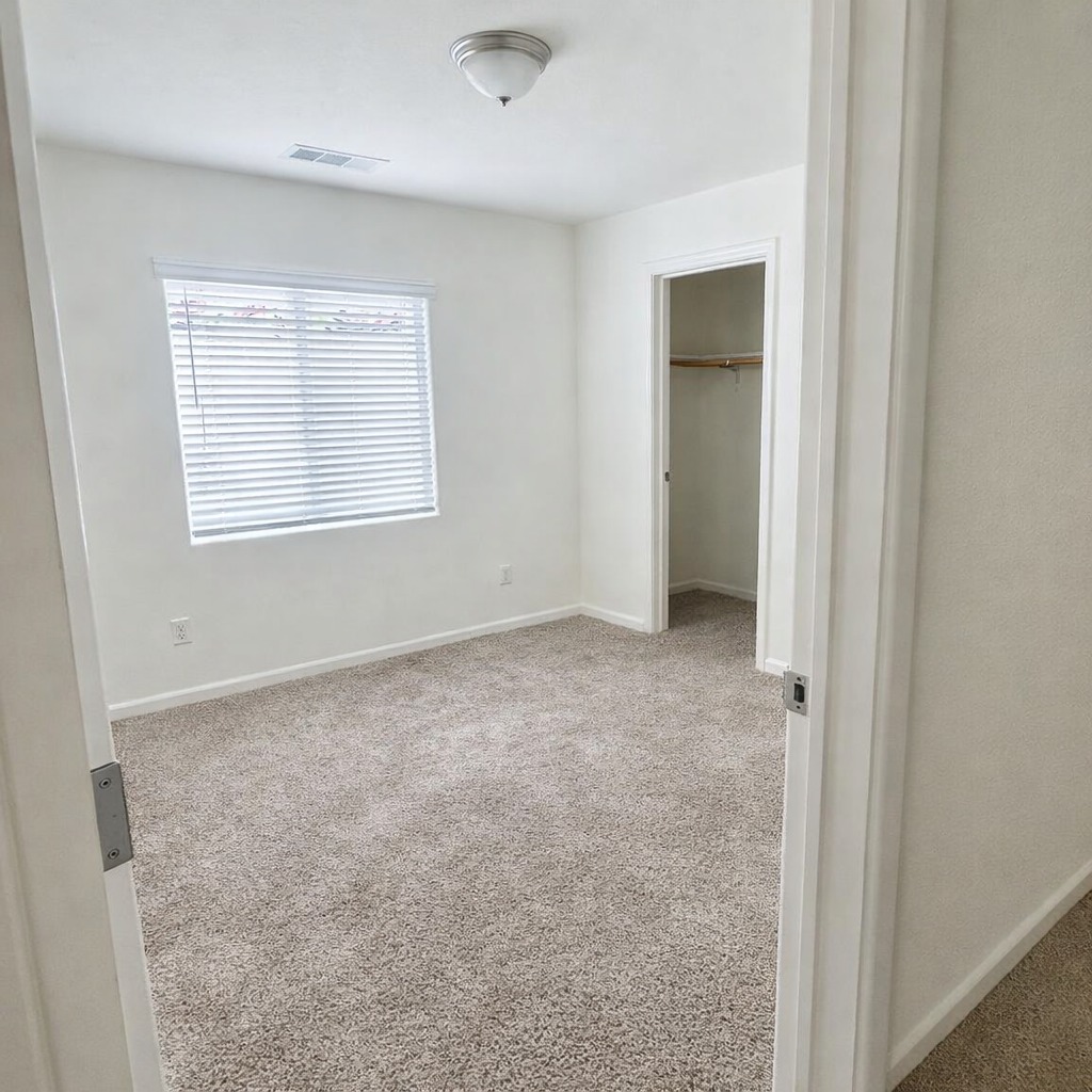 2035 W Chianti Way, Hanford, CA 93230