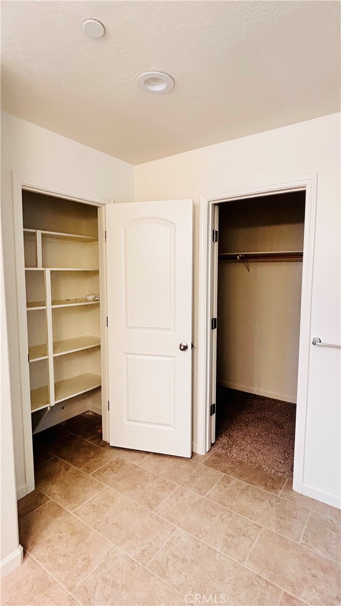 2035 W Chianti Way, Hanford, CA 93230