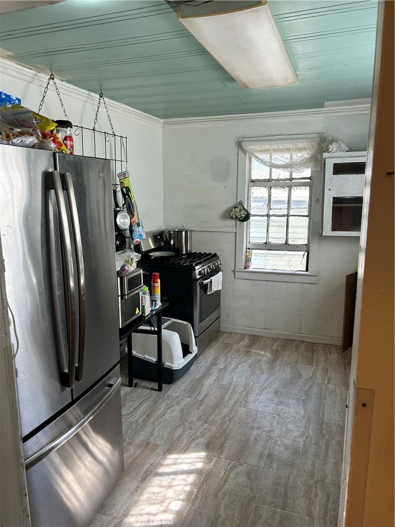 44 W 13th, Merced, CA 95341