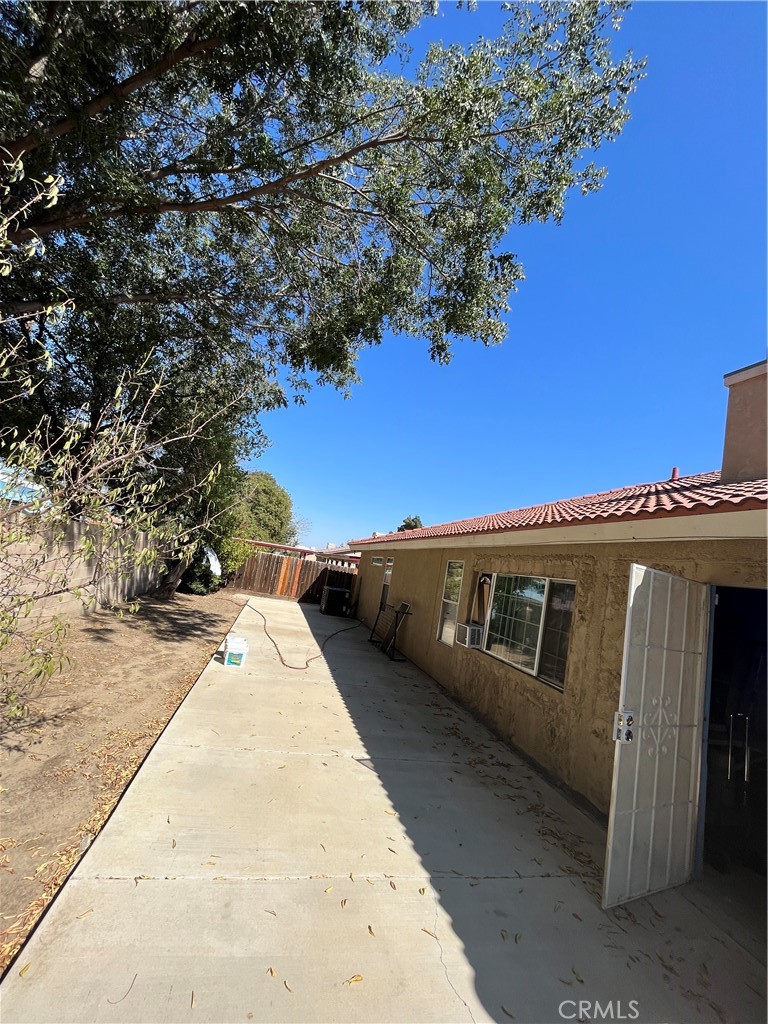 740 Hazelhurst Way, Coalinga, CA 93210