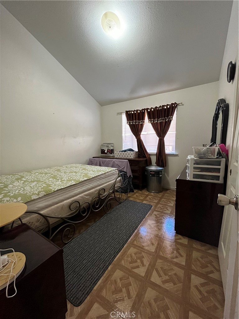 740 Hazelhurst Way, Coalinga, CA 93210