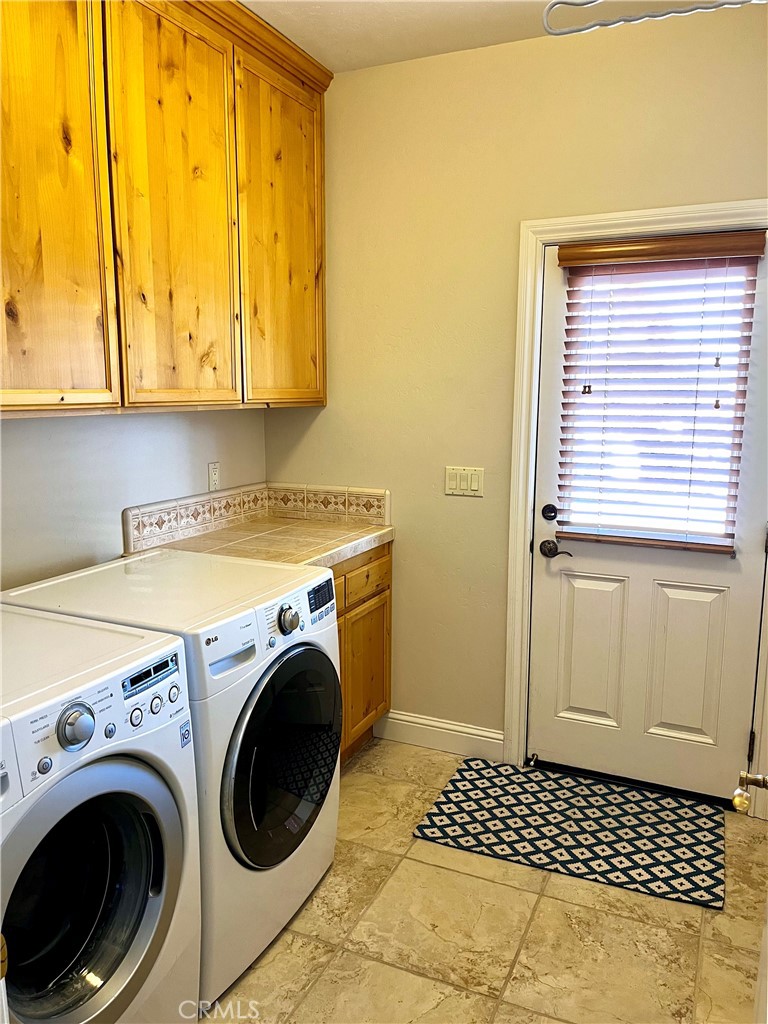 170 Nutwood Cir, Paso Robles, CA 93446