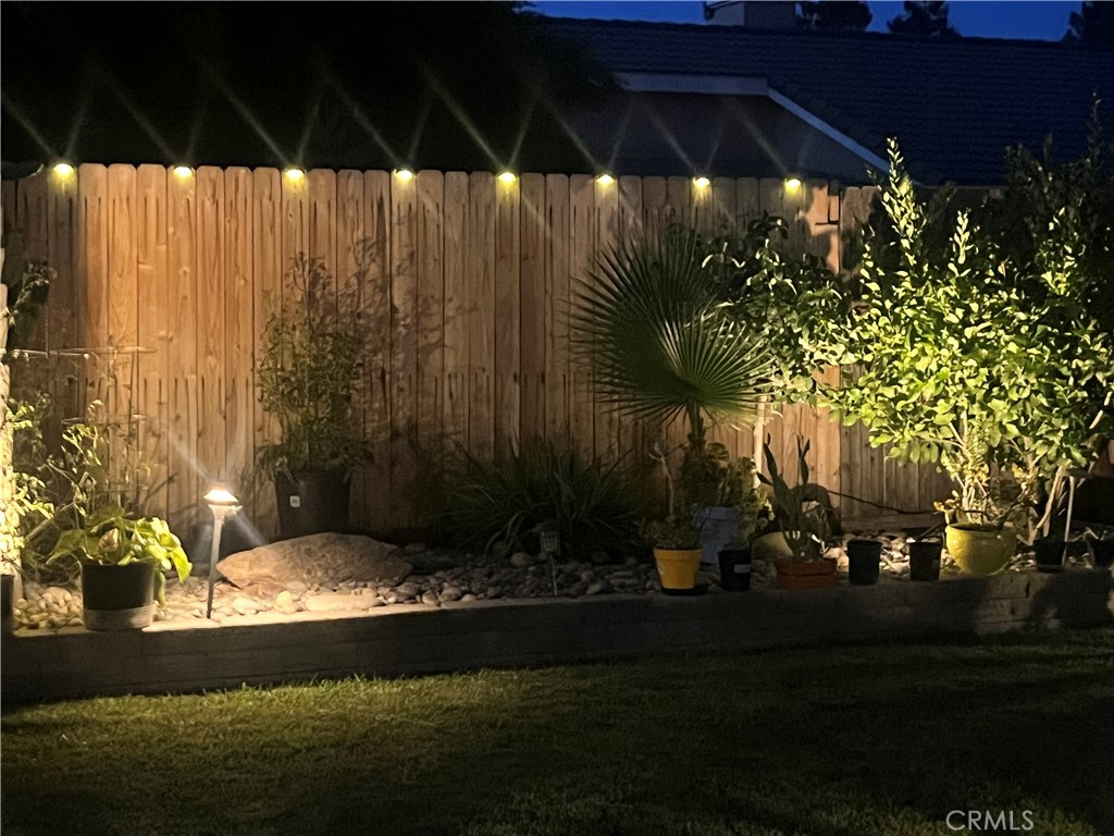 1344 E Parkview Ct, Visalia, CA 93292