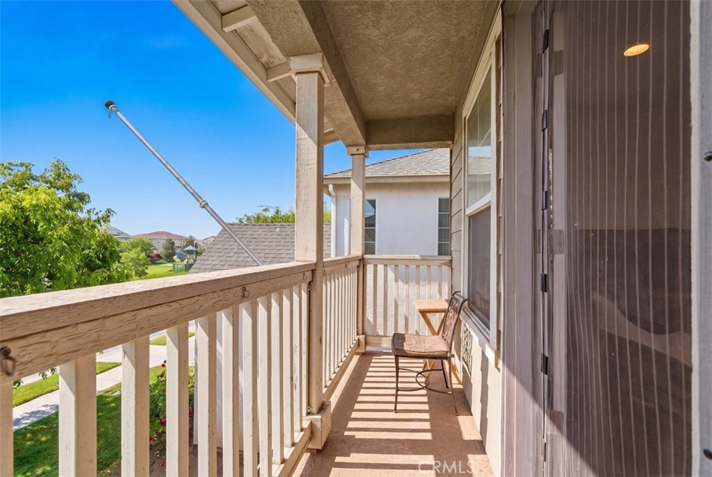 1574 Hearthsong Dr, Manteca, CA 95337