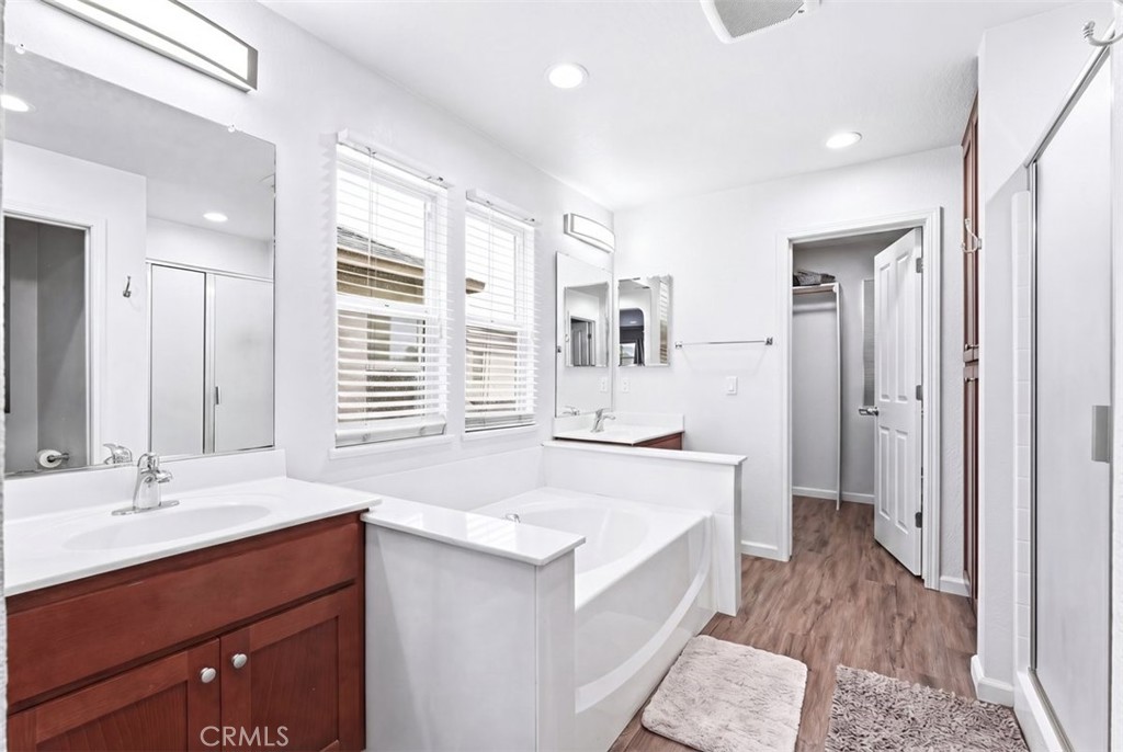 1574 Hearthsong Dr, Manteca, CA 95337