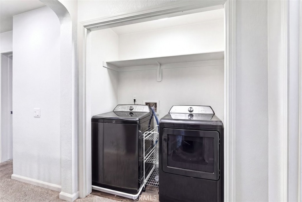 1574 Hearthsong Dr, Manteca, CA 95337