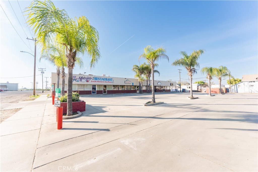 344 W Honolulu, Lindsay, CA 93247